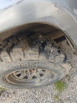 Predám kolesá na jeep cherokee - 2