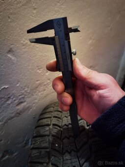 Zimné pneumatiky 215/60 r16 - 2