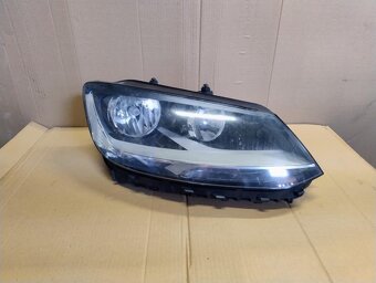 Predne svetlomety halogen Volkswagen Sharan 7N VW - 2