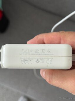 Apple Adapter USBC aj s kablom - 2