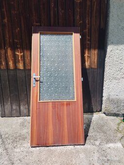 Priemyselne robené drevené dvere s presklením - 2