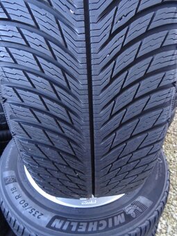 HONDA CR-V Michelin Pilot Alpina 5 SUV 235/60 R18 107H - 2