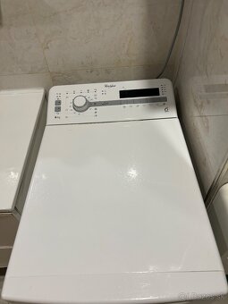 Z vrchu plnena pracka Whirpool - 2