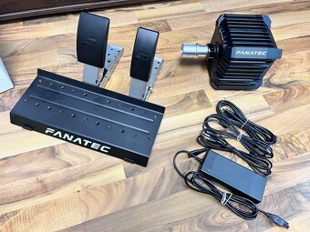 Volant Fanatec CSL DD QR1 5Nm + CSL Pedals + MOMO 350mm - 2