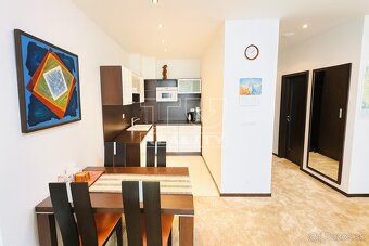 Predám 2 izbový byt, balkón, Vysoké Tatry - 2