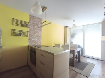 3 IZBOVÝ BYT TRENČÍN NA PREDAJ, SIHOŤ - 2