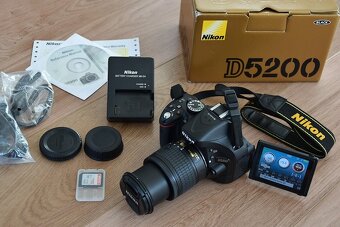 Nikon D5200 s VR objektivom 18 - 55 AF-P 7 tisic zaberov - 2