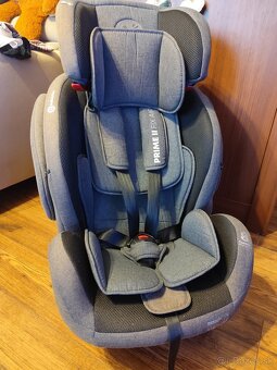 Autosedačka Petite&Mars - 2