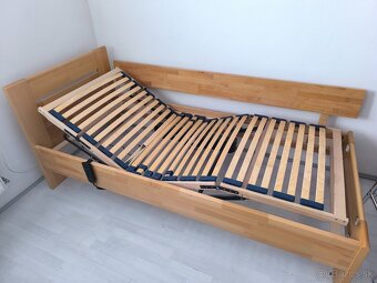 Polohovateľná posteľ - 2