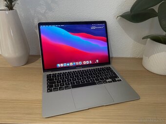 MacBook Air 13 - 2