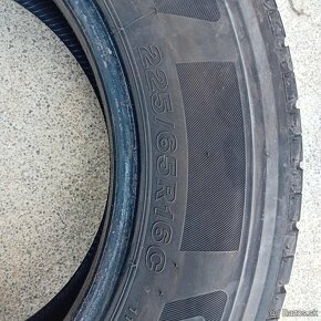 Predam letne pneu 225/65r16 C firestone - 2