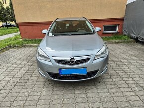 Opel Astra  ST 1.7CDTI - 2