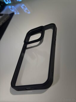 Predám kryty na iphone 15 pro - 2