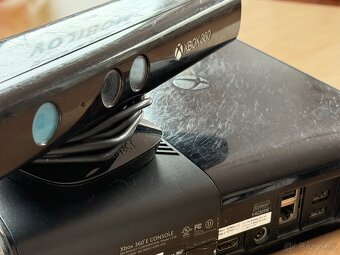 Xbox 360 E model 1538 + Kinect - 2