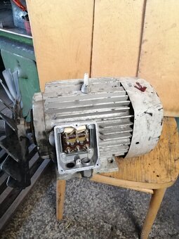 Elektromotor MEZ Mohelnice 2,2kw 1420ot /min 400V - 2