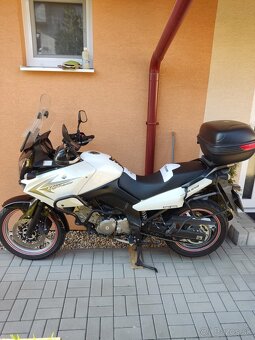 Suzuki V Strom 650 - 2