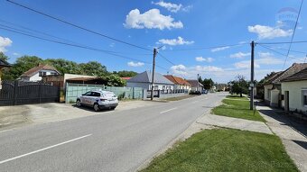 Na predaj 6-izbový domu 170 m2 s dvojgarážou 72 m2 v obci To - 2