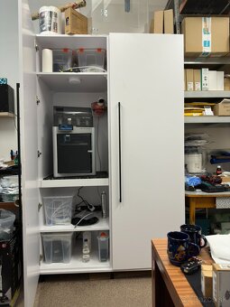 Skriňa na 3D tlačiareň s výsuvným mechanizmom. - 2