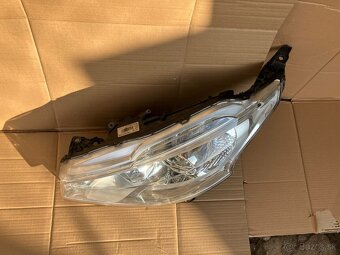 peugeot 208 2012- ľavé predne svetlo s led - 2