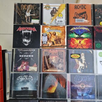 CD-čka...AC/DC,JUDAS PRIEST,STRATOVARIUS,AIRBOURNE,GAMMARAY, - 2