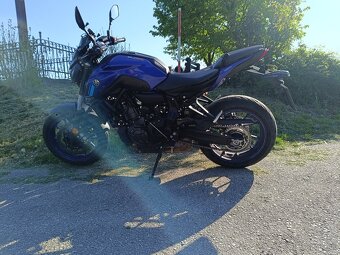Yamaha mt 07 - 2