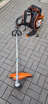 Krovinorez Stihl FR410 C-E - 2