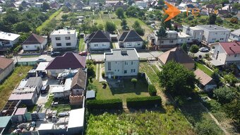 Rodinný dom s garážou v Hlohovci, časť Šulekovo - 2