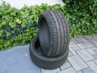 Predám 2x letné pneu TIGAR 235/40 R19 96YXL - 2