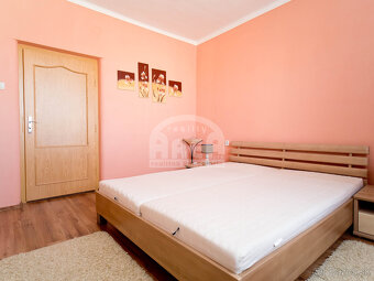 Rodinný dom vo vyhľadávanej obci Zalužice - 2