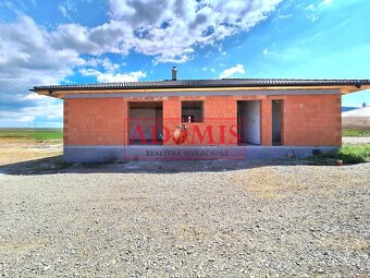 Predáme 5izbový tehlový bungalov Ruskov 126m2, pozemok 620m - 2
