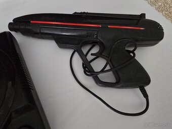 konzola na zlte karticky 30e + pistol - 2