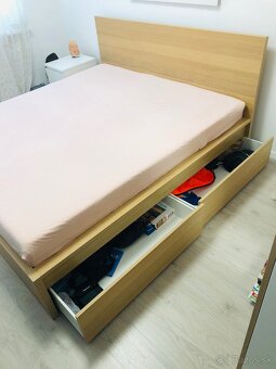 Manželská posteľ s úložným priestorom z IKEI - 2