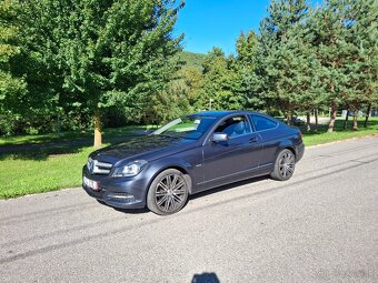Mercedes c220cdi coupe w204 - 2