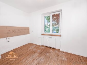 BÝVANIE V SRDCI DIANIA ALEBO SKVELÁ INVESTÍCIA? 2-izbový byt - 2