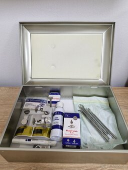 ARKADA 's CUBE ošetrenie zarastajúcich nechtov. - 2