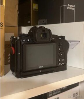 Nikon Z6II + Nikon Z 40mm f2 + L-Bracket + príslušenstvo - 2