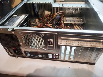 ATX skrinka bez zdroja - 2