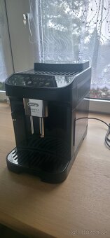Predám kávovar Delonghi magnifica evo - 2