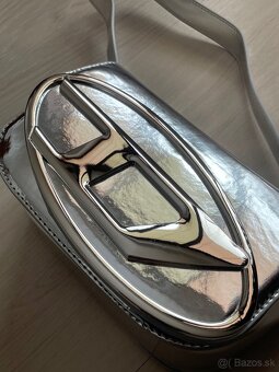 Strieborná (chrome) diesel kabelka - 2