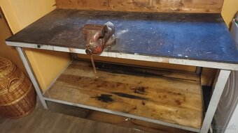 Pracovný stôl ponk so zverakom - 2