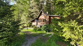 REZERVOVANÁ Rekreačná chata v Lopušnej doline s pozemkom - 2