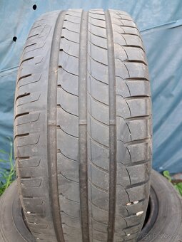 Ponúkam 2 letné pneumatiky Goodyear Efficent 205/55 R16 - 2