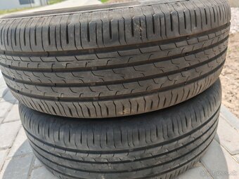 Predám pneumatiky Continental 215/60R17 - 2