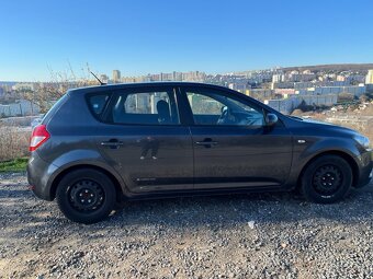 Kia Ceed 2012 (bez STK) - 2