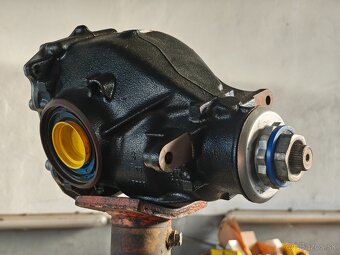 BMW 7603759-04/2.81 - 2