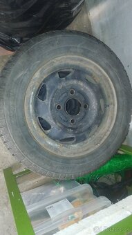 Zimne pneu diskom 155 70 r13 - 2
