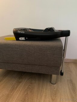 Predám detské autosedačky Lionelo Astrid i-Size+báza - 2