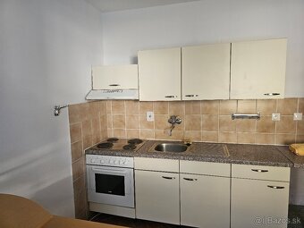 na predaj 2 izbový byt v Trenčianskych Tepliciach - 2