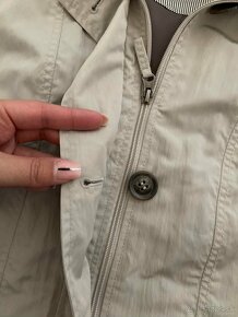 prechodny kratky trenčkot kabatik - 2