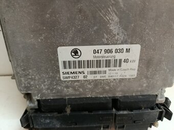 Riadiaca jednotka motora Skoda Felicia 047906030M 30€ - 2